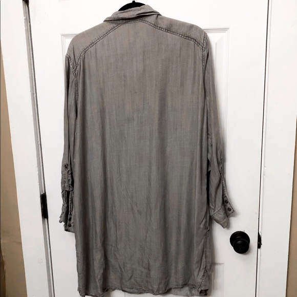 Philosophy Gray Button Down Tunic - Picture 3 of 5